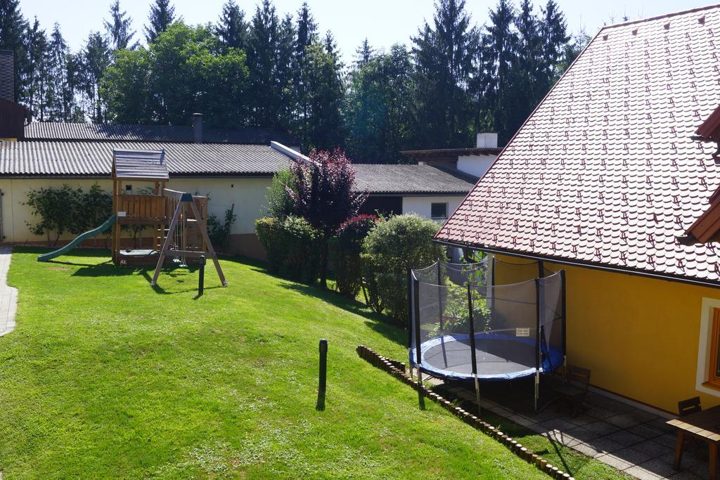 Gasthof Hotel Schmied Arnfels Exteriör bild